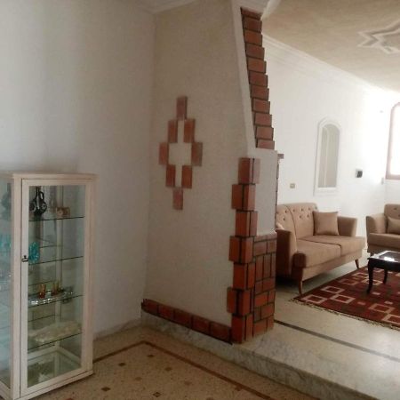 Villa Luxueuse Meublee Sfax Buitenkant foto