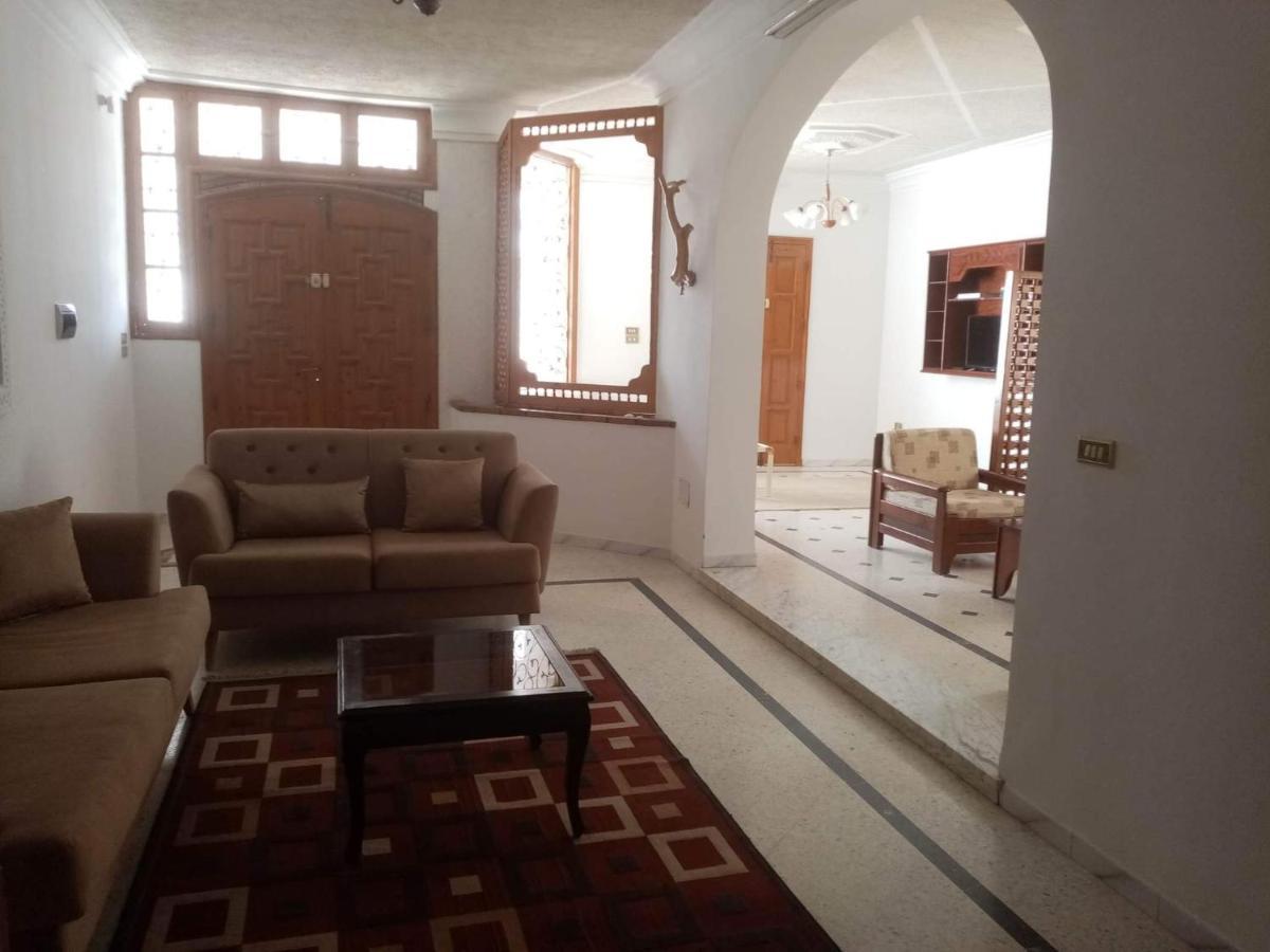 Villa Luxueuse Meublee Sfax Buitenkant foto
